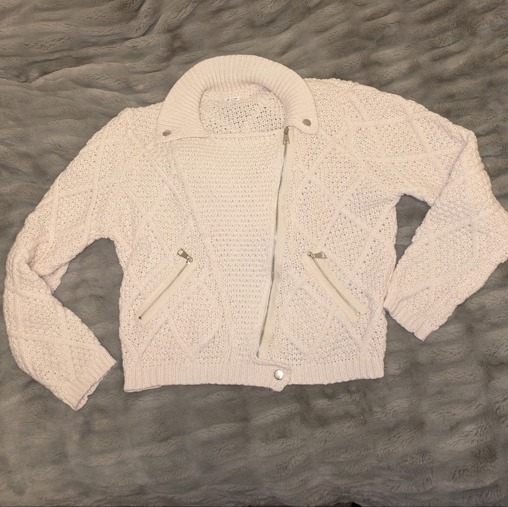 Women's Cream Sweater